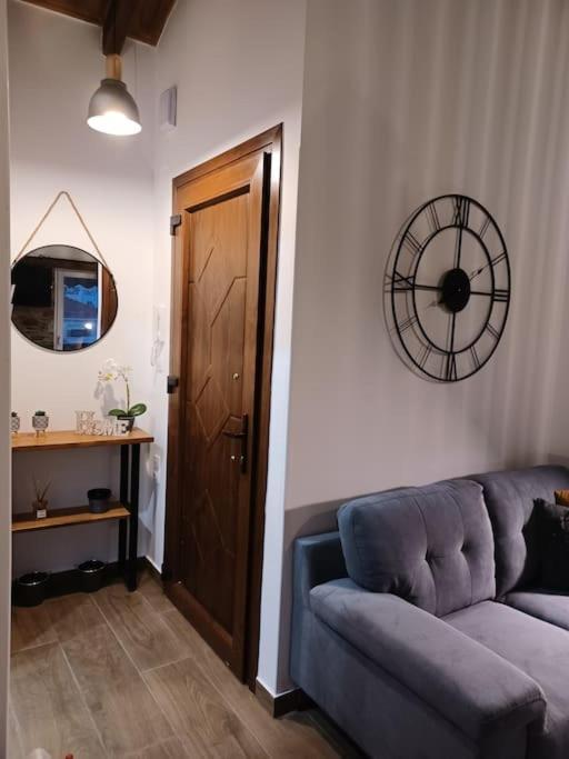 Luxury Apartment With Balcony Мітіліні Екстер'єр фото